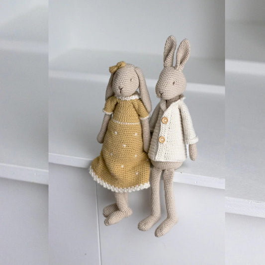 🐇 Elegant Bunny Couple