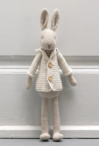 🐇 Elegant Bunny Couple