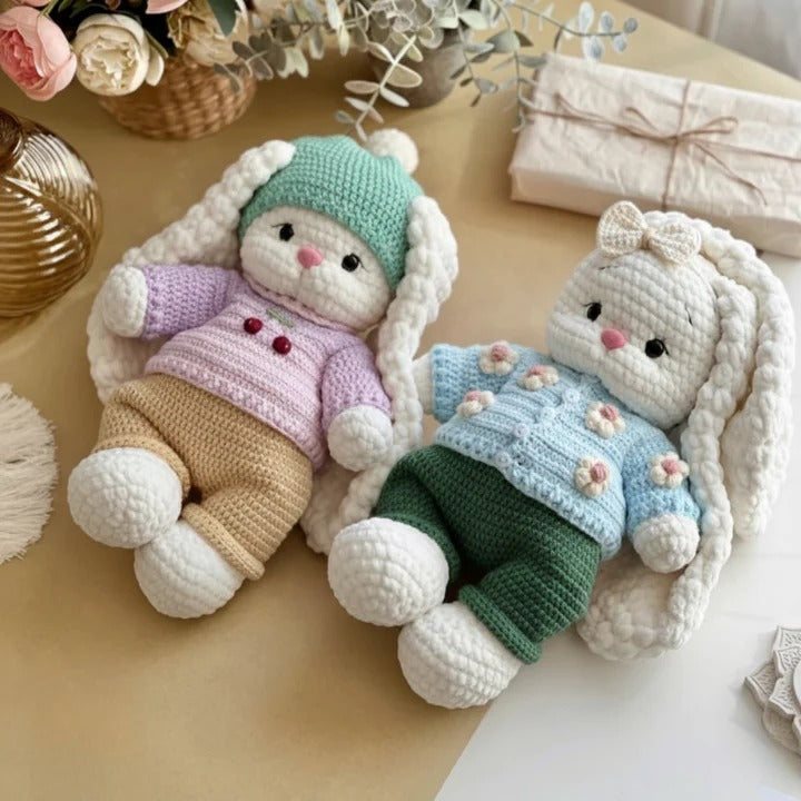 Crochet Bunny Bella + Outfit – 2 Patterns in 1